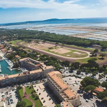Appartement Hyeres, 2 Pieces, 4 Personnes - Fr-1-335-152 Апартаменты Йер